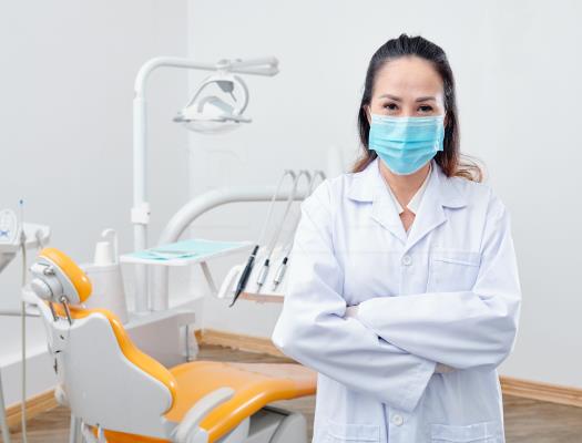 Should I See an Orthodontist for My Teeth — Or Is My Regular Dentist Enough?