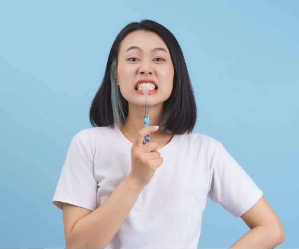 “Why Do My Teeth Hurt When I Drink Cold Water?”